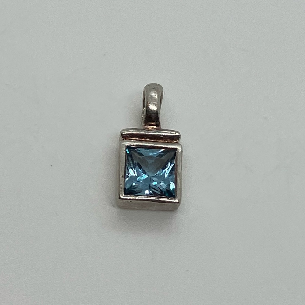 Vtg 925 Sterling Silver & Blue Topaz Square Mini Pendant